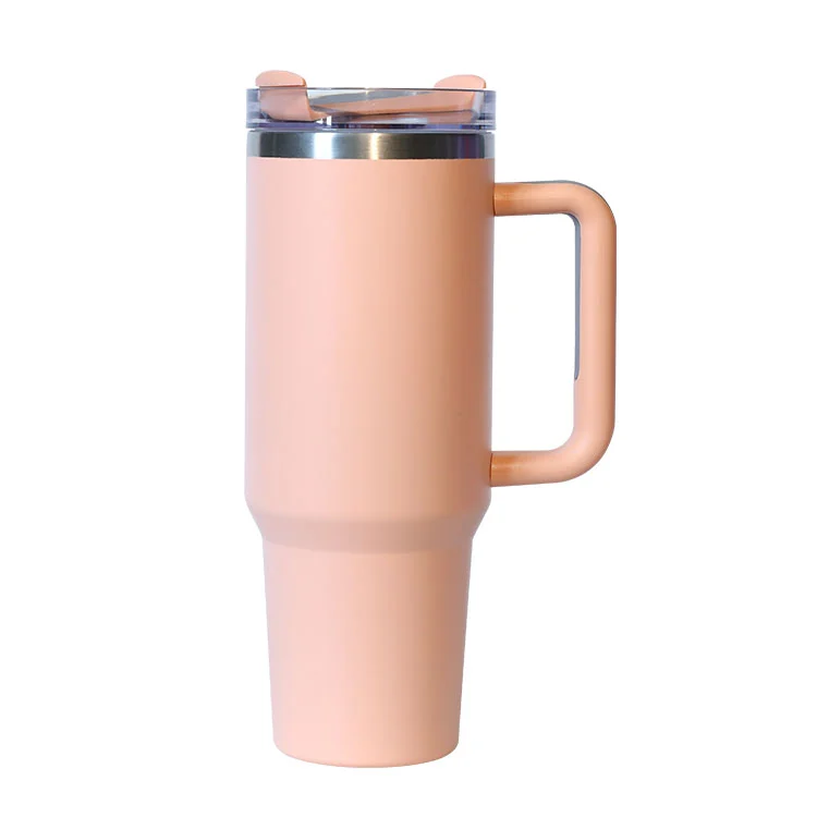 Quelle est la différence entre un thermos et un gobelet?