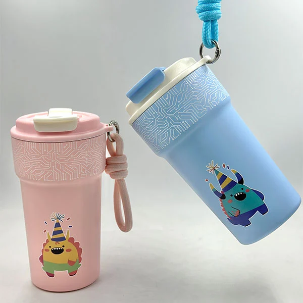 Bouteille d'eau isolée de Cartoon Kid